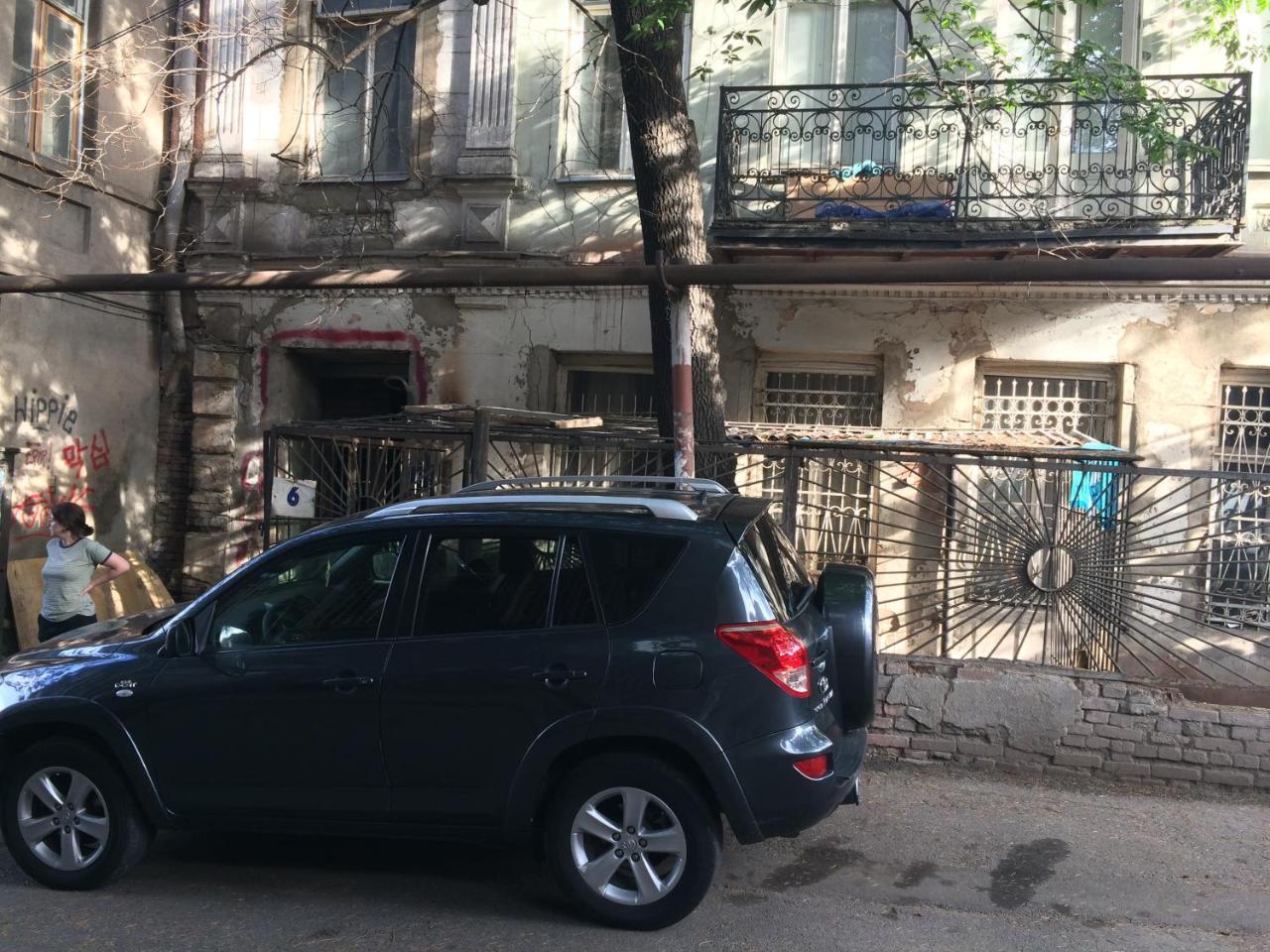 Apartment Ekako Tbilisi Buitenkant foto
