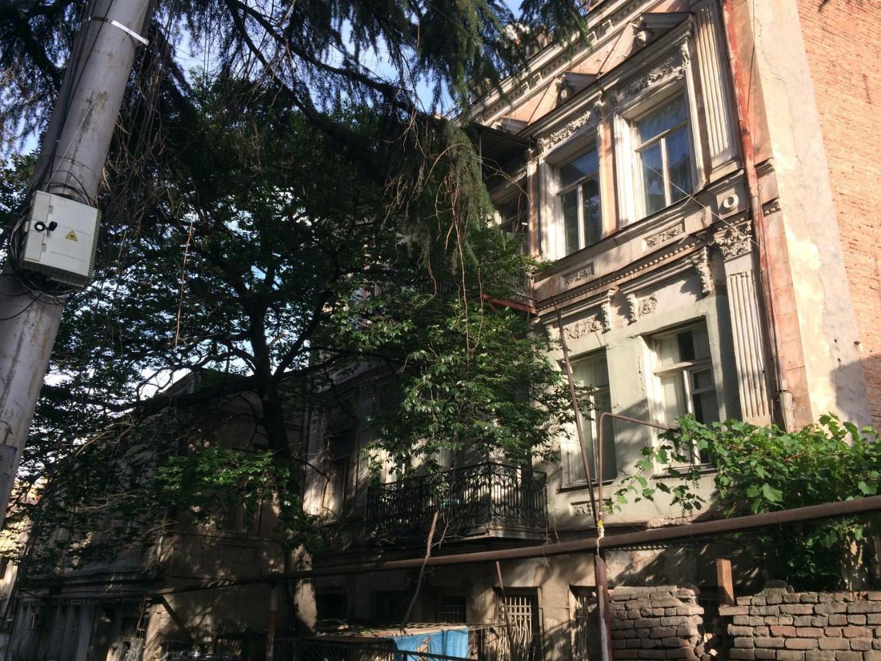 Apartment Ekako Tbilisi Buitenkant foto